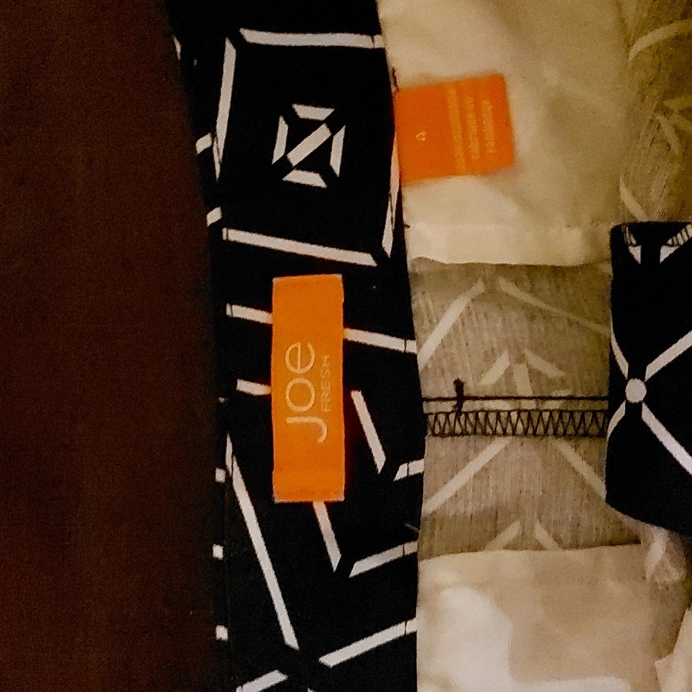 Patterned Shorts - Picture 3 of 7